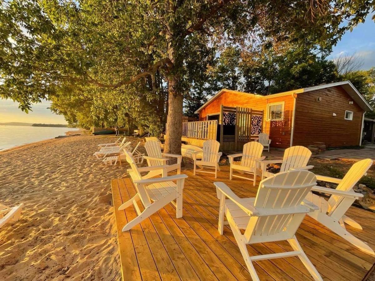 The Finch Beach Resort North Bay Camera foto