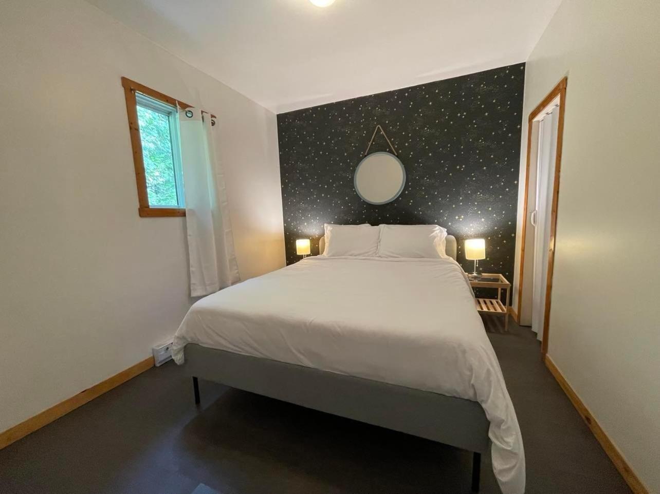 The Finch Beach Resort North Bay Camera foto